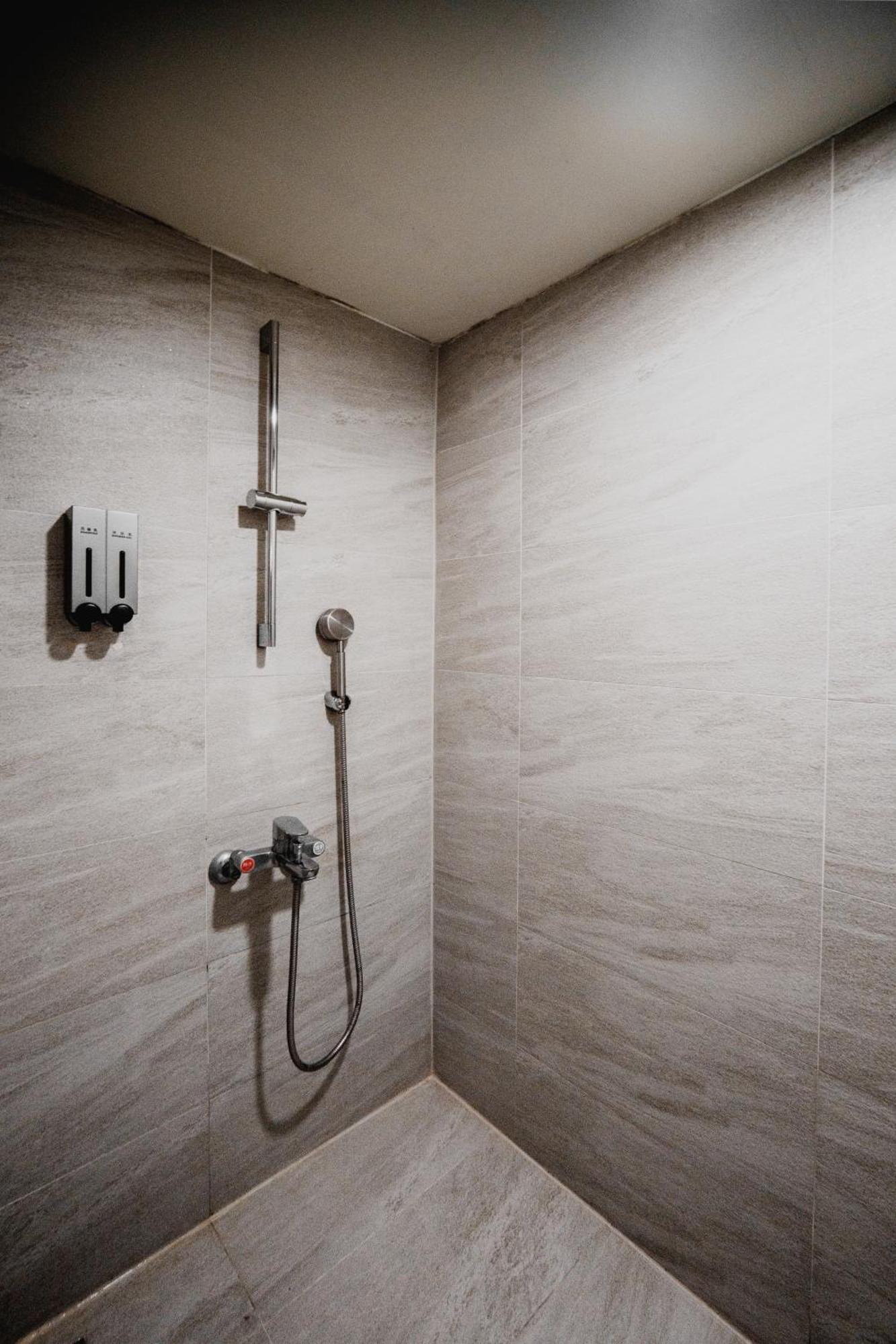 Hub Hotel Kaohsiung Yawan Branch Eksteriør billede